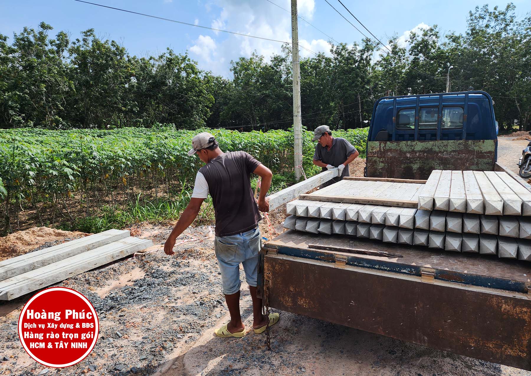 BĐS Xây dựng Hoàng Phúc làm hàng rào trọn gói tại Dầu Tiếng.jpg (612 KB)